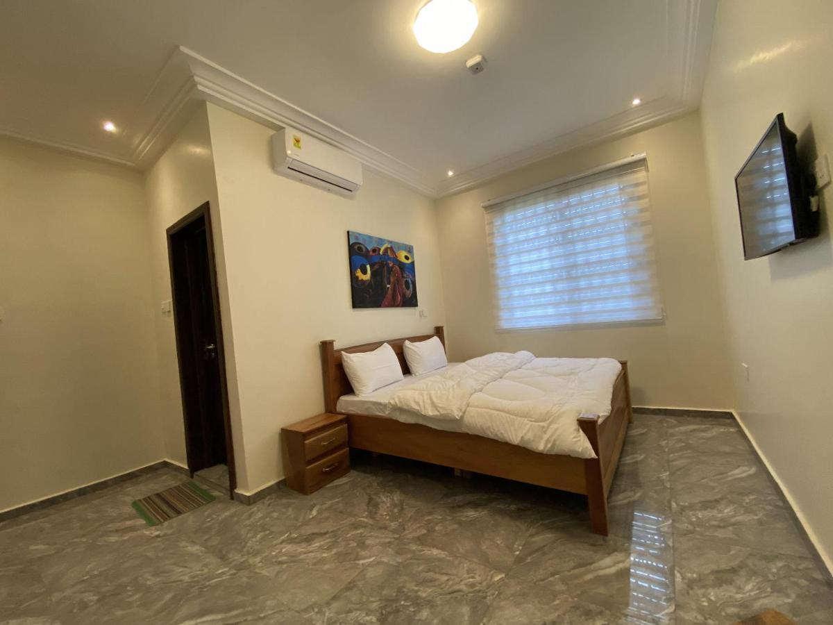 Eagle Vault Hotel Kwabenya Kültér fotó